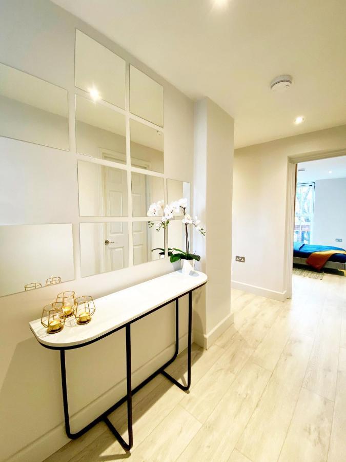 לונדון Perfect Central Location- 5 Minutes From Tower Bridge ! 8 Minutes Walk From Tube מראה חיצוני תמונה