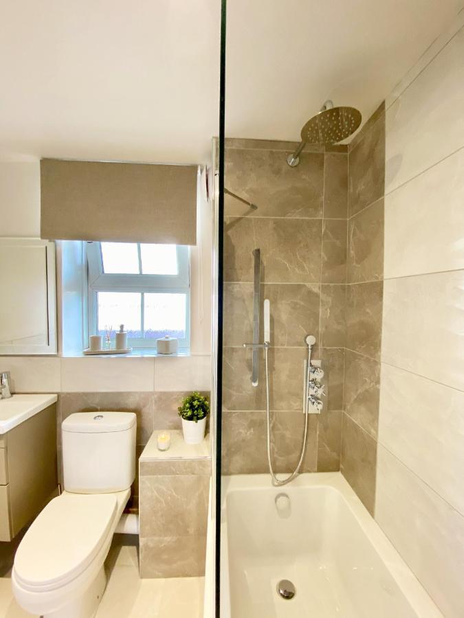 לונדון Perfect Central Location- 5 Minutes From Tower Bridge ! 8 Minutes Walk From Tube מראה חיצוני תמונה